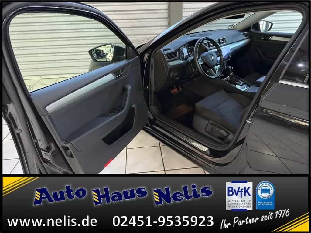 Skoda Superb 1,5 TSI Combi DSG Ambition Bi-Xenon ACC R 07/2019-photo-7