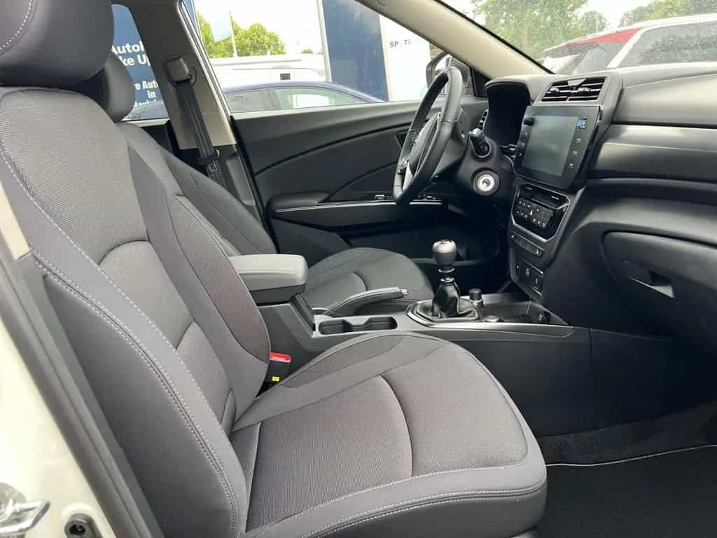KGM Tivoli Nomad MT Navi CarPlay DAB SHZ Spurhalte. 11/2025-photo-11
