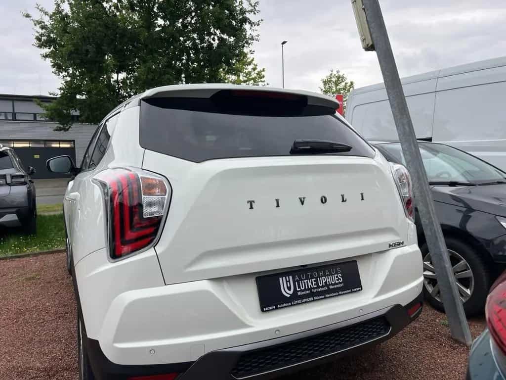 KGM Tivoli Nomad MT Navi CarPlay DAB SHZ Spurhalte. 11/2025-photo-3