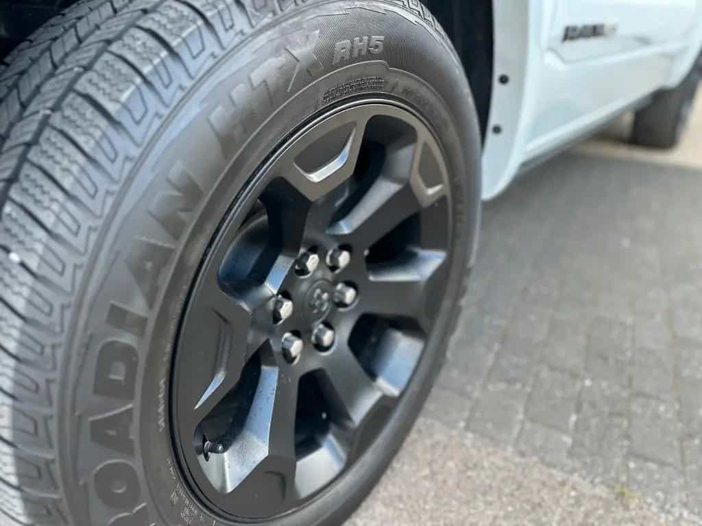 Dodge RAM1500 5,7 Longhorn+Sporthaube+Bed Step 09/2020-photo-7