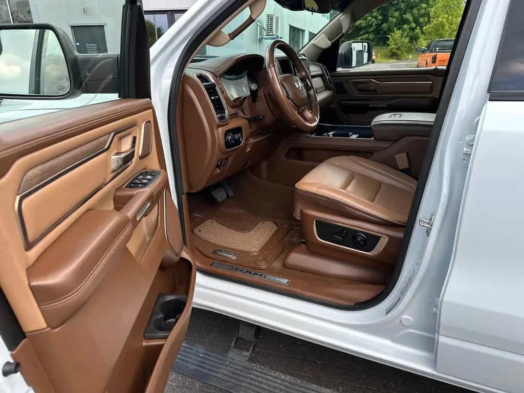 Dodge RAM1500 5,7 Longhorn+Sporthaube+Bed Step 09/2020-photo-9