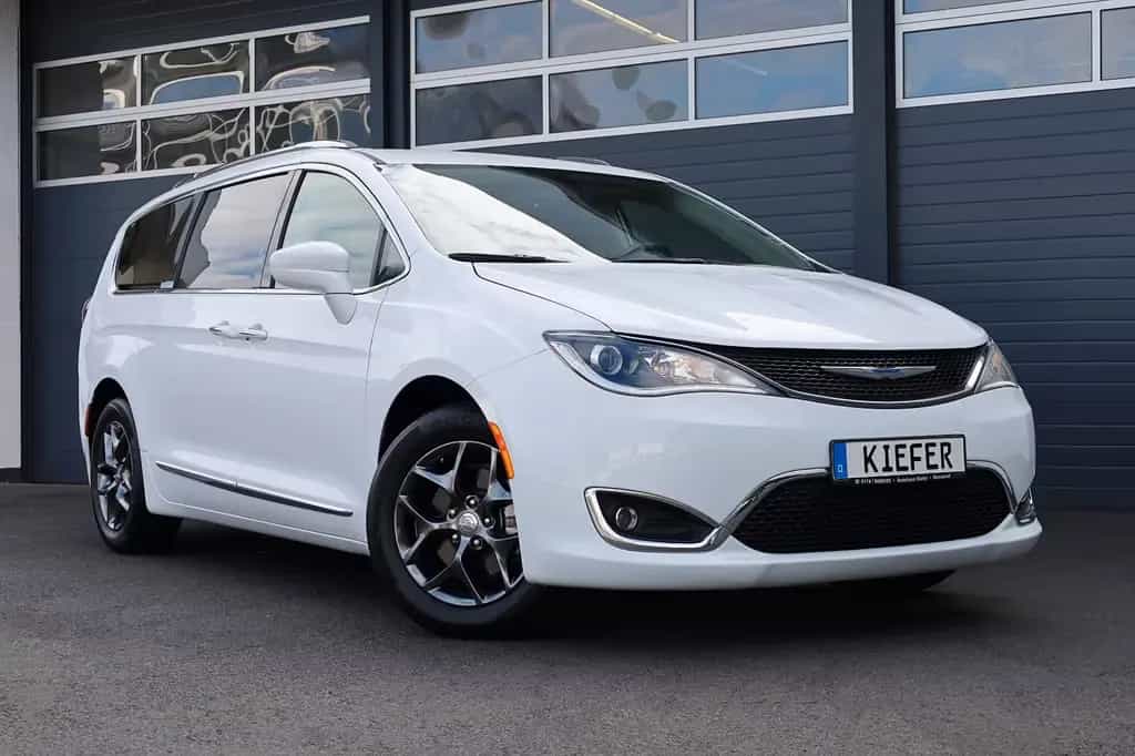 Chrysler Pacifica 3.6 V6/CarPlay/SHZ/KAMERA/TOTW/R18 01/2019-photo-0