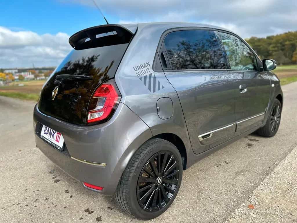 Renault Twingo Urban Night*Faltdach*Navi*Kamera*Temp*SHZ 08/2022-photo-2