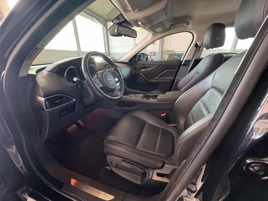 Jaguar F-Pace Prestige AWD /Leder/Kamera/4x Sitzheizung 10/2016-photo-7