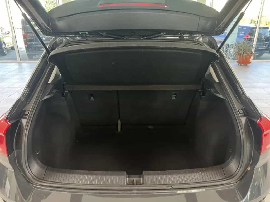 Volkswagen T-Roc Basis 1.0 TSI PDC SHZG KLIMA BT RADIO EU6 11/2018-photo-7