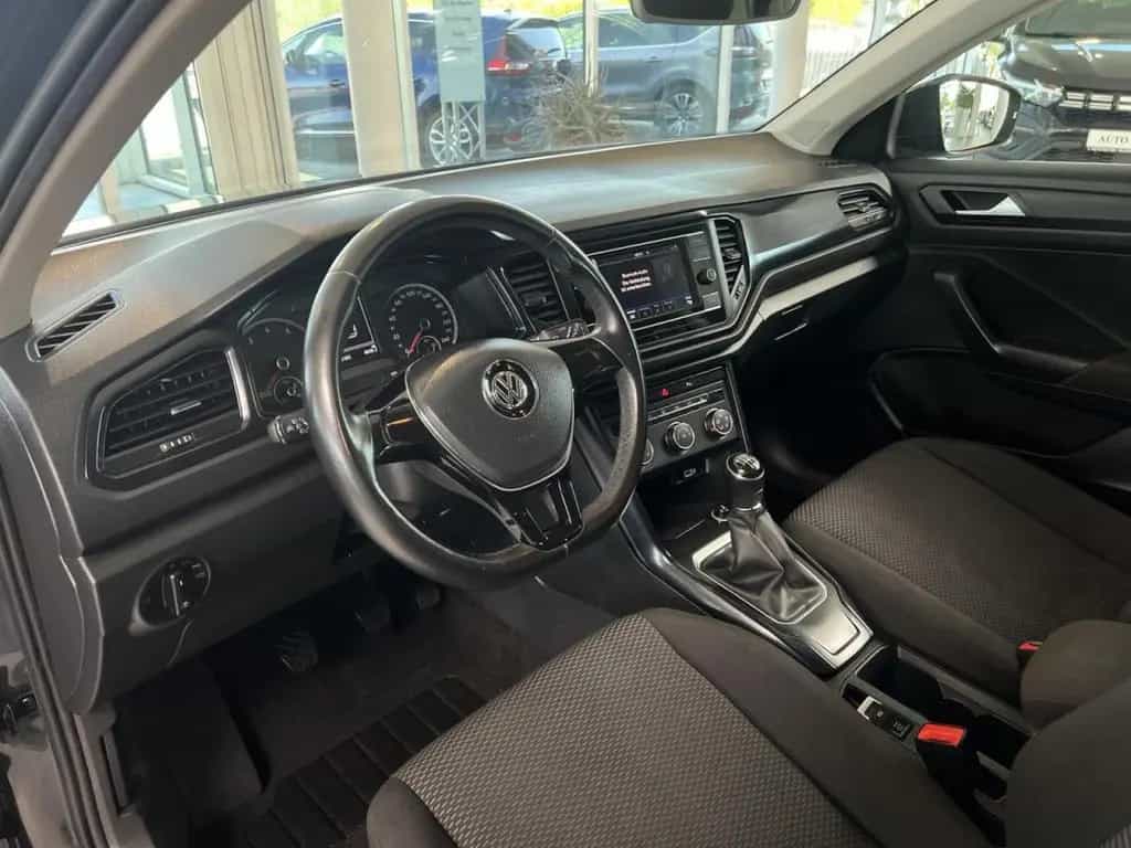 Volkswagen T-Roc Basis 1.0 TSI PDC SHZG KLIMA BT RADIO EU6 11/2018-photo-9