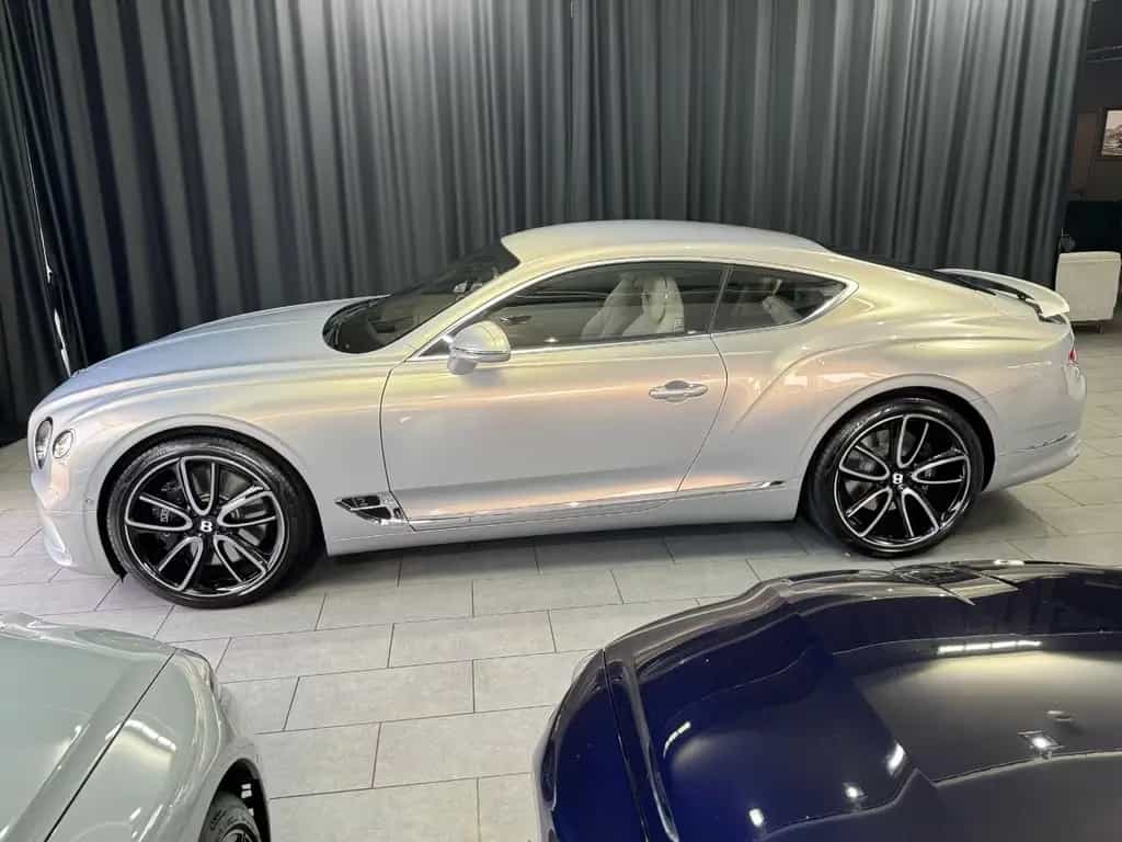 Bentley Continental GT 6.0 W12 4WD AKRAPOVIC MASSAGE 08/2018-photo-1