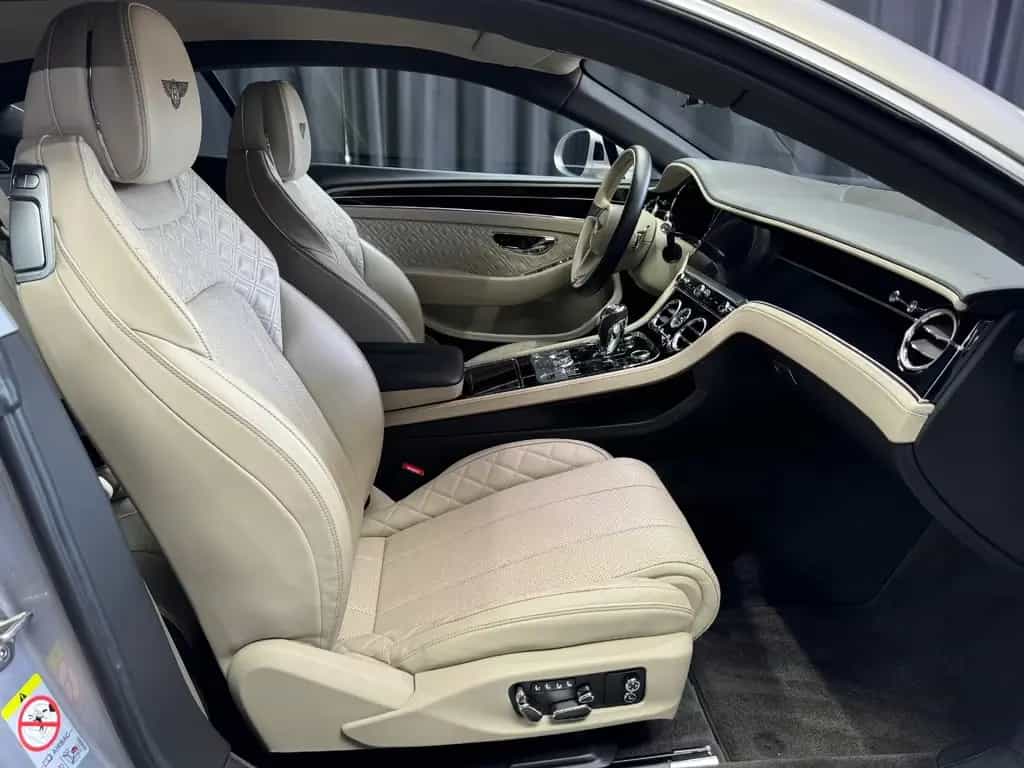 Bentley Continental GT 6.0 W12 4WD AKRAPOVIC MASSAGE 08/2018-photo-10