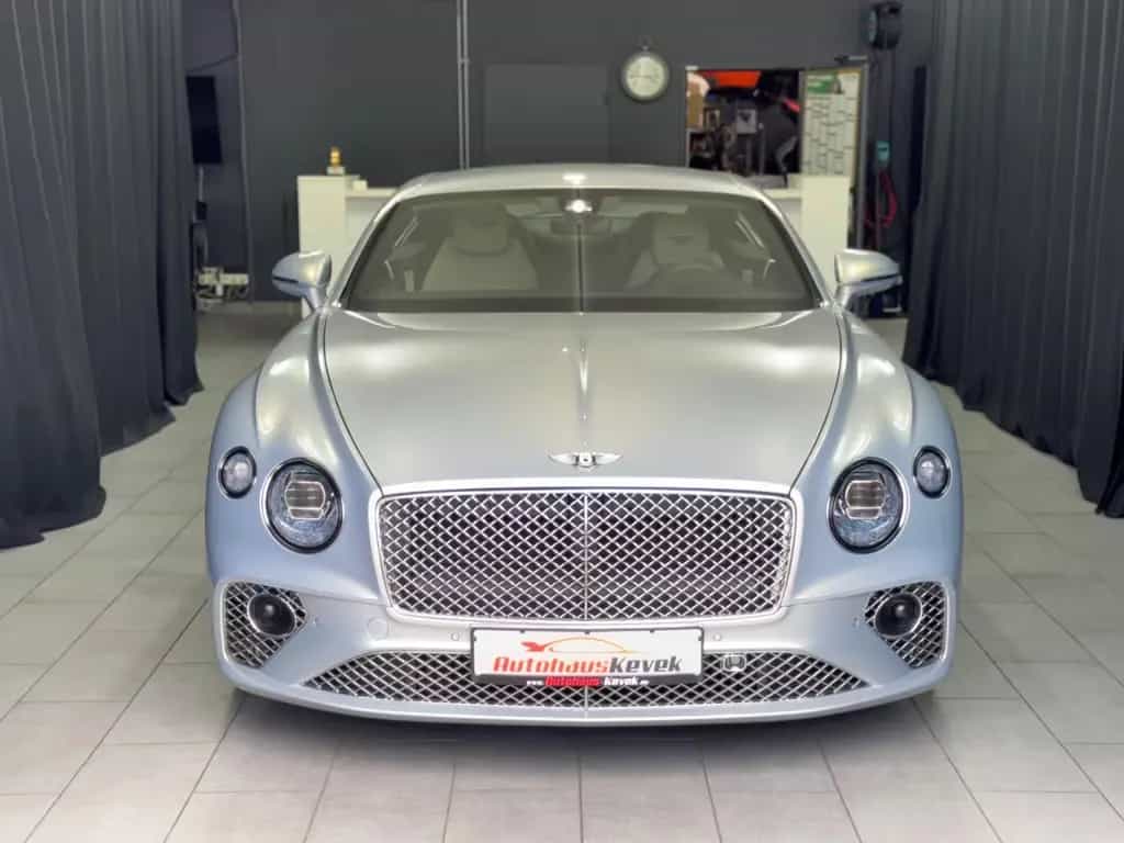 Bentley Continental GT 6.0 W12 4WD AKRAPOVIC MASSAGE 08/2018-photo-11