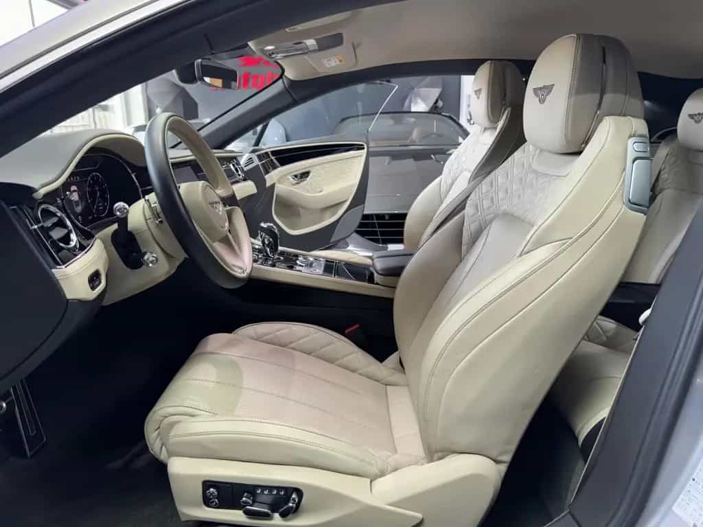Bentley Continental GT 6.0 W12 4WD AKRAPOVIC MASSAGE 08/2018-photo-19