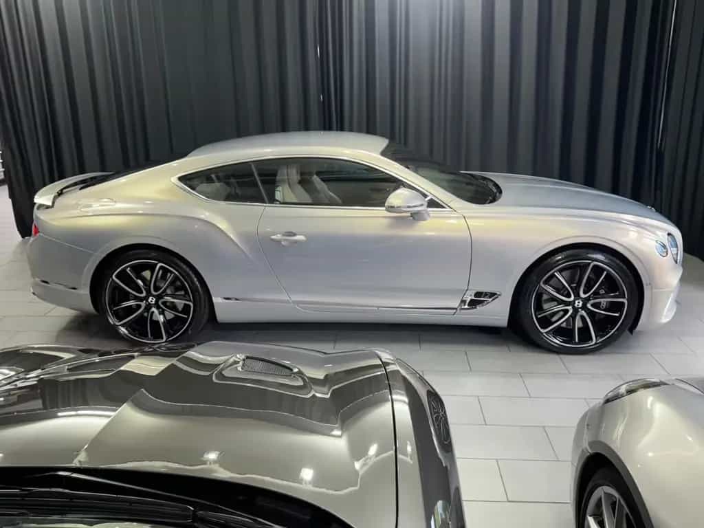Bentley Continental GT 6.0 W12 4WD AKRAPOVIC MASSAGE 08/2018-photo-8