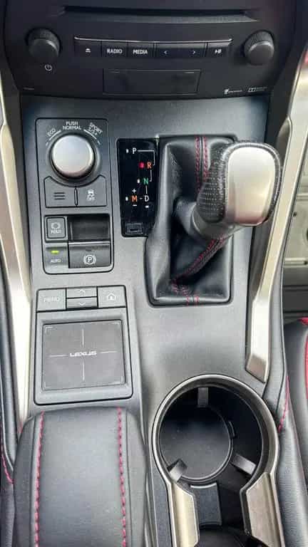 Lexus NX 200 t Sport Leder*Automatik 01/2015-photo-17