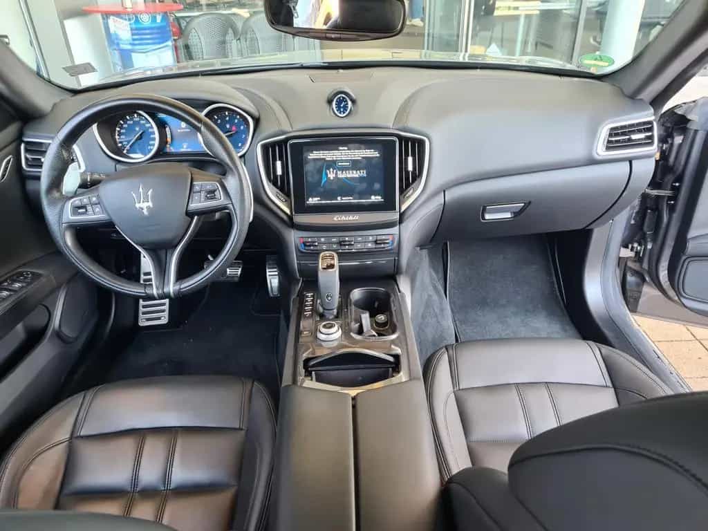 Maserati Ghibli GranSport 430PS S Q4 LED CARPLAY 10/2020-photo-8