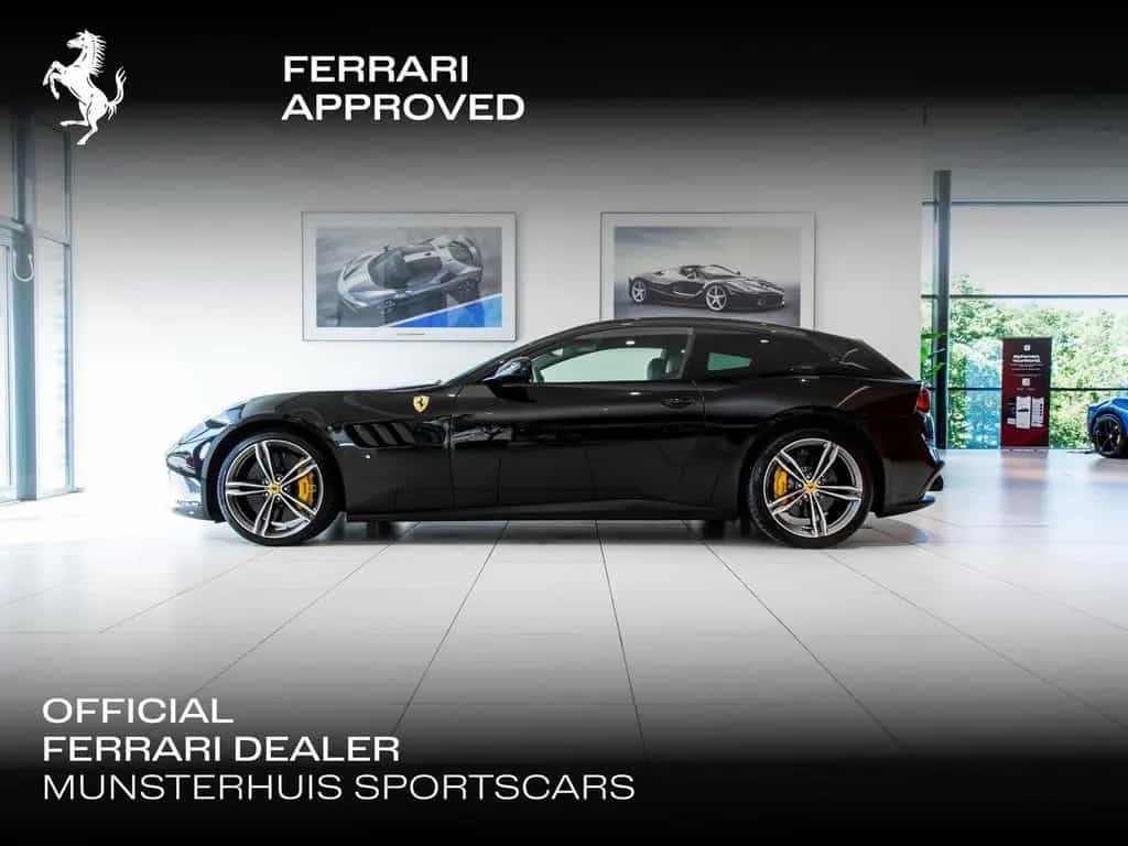 Ferrari GTC4Lusso V12 ~Ferrari Munsterhuis~ 02/2017-photo-0