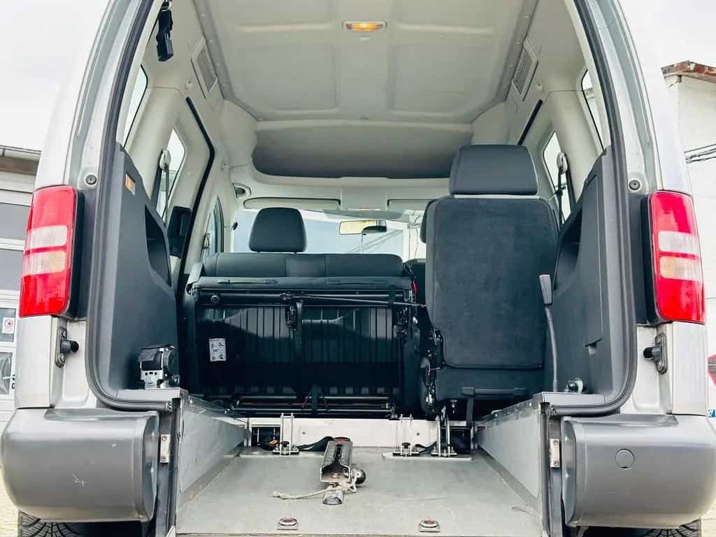 Volkswagen Caddy Behindertengerecht-Rampe 07/2013-photo-12