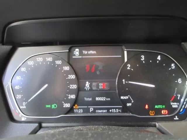 BMW 1 Series 118 i SportLine LED/NAVI/SHZ/PDC/AHK/STANDHZ/17" 09/2020-photo-11