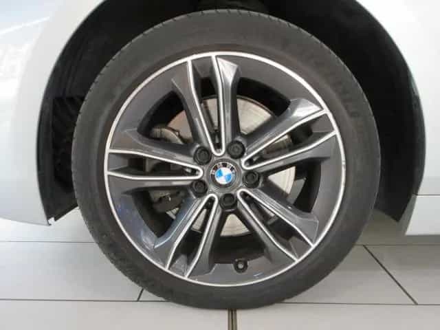 BMW 1 Series 118 i SportLine LED/NAVI/SHZ/PDC/AHK/STANDHZ/17" 09/2020-photo-6