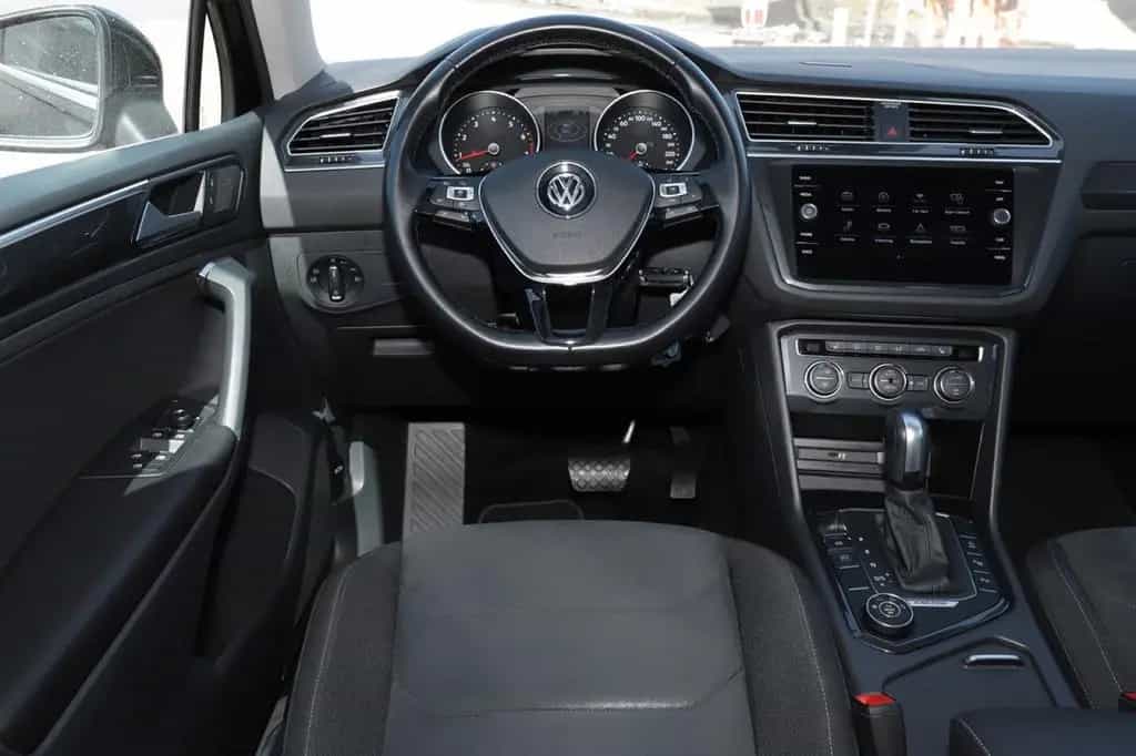 Volkswagen Tiguan Highline 2.0 TSI 4MOTION, DSG, Navi, LED, 05/2020-photo-10