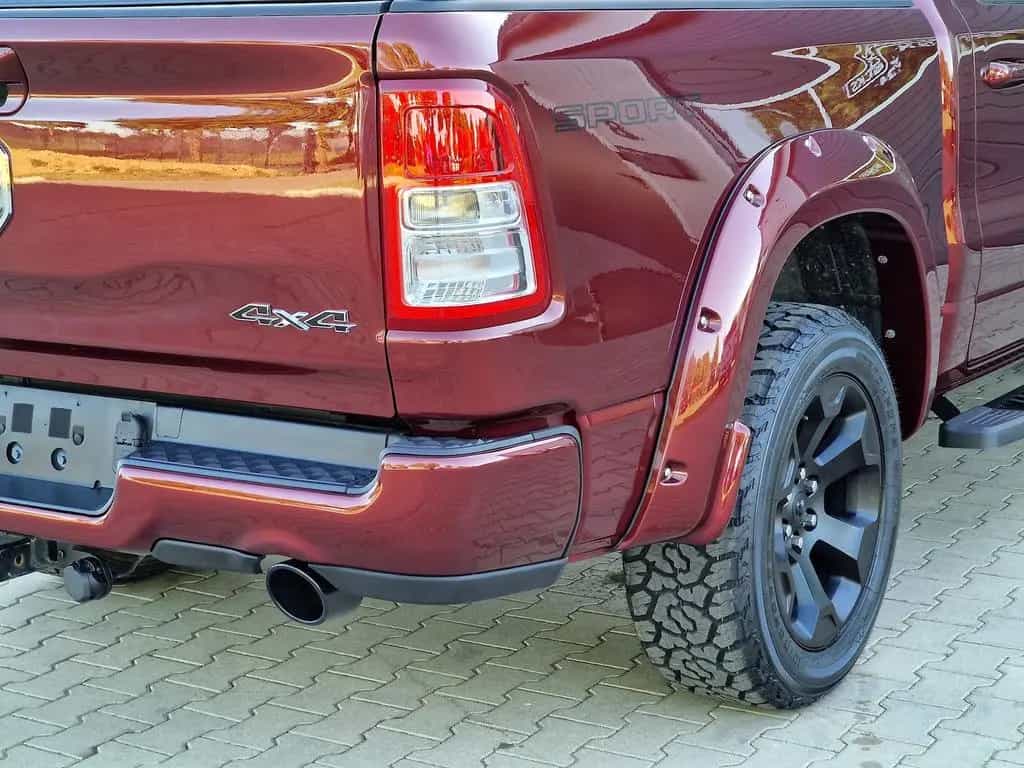 Dodge RAM 1500 5.7 4x4 Lone Star LED Kamera Navi AHK 12/2022-photo-12