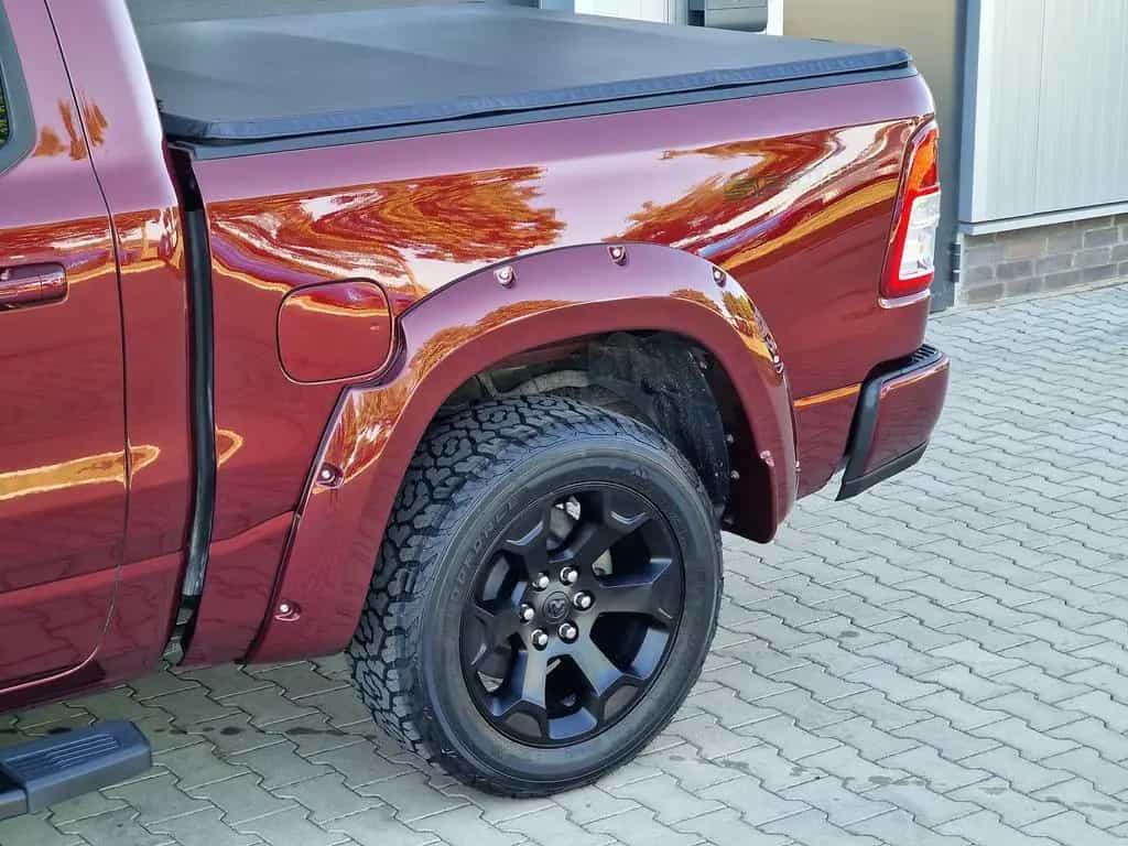 Dodge RAM 1500 5.7 4x4 Lone Star LED Kamera Navi AHK 12/2022-photo-17