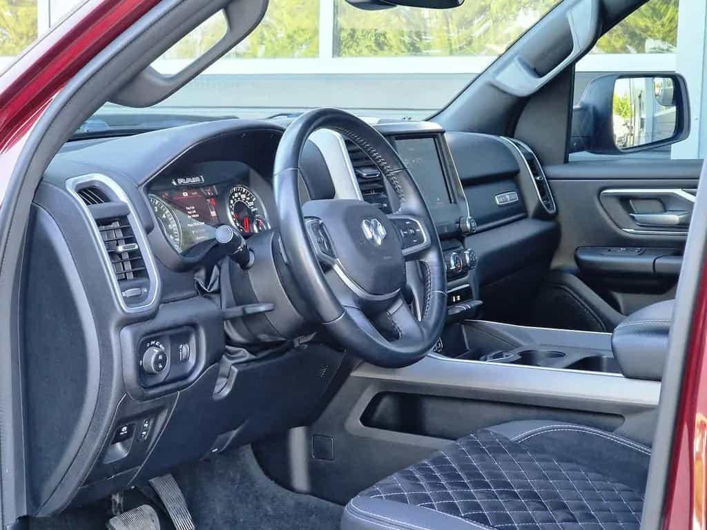 Dodge RAM 1500 5.7 4x4 Lone Star LED Kamera Navi AHK 12/2022-photo-18