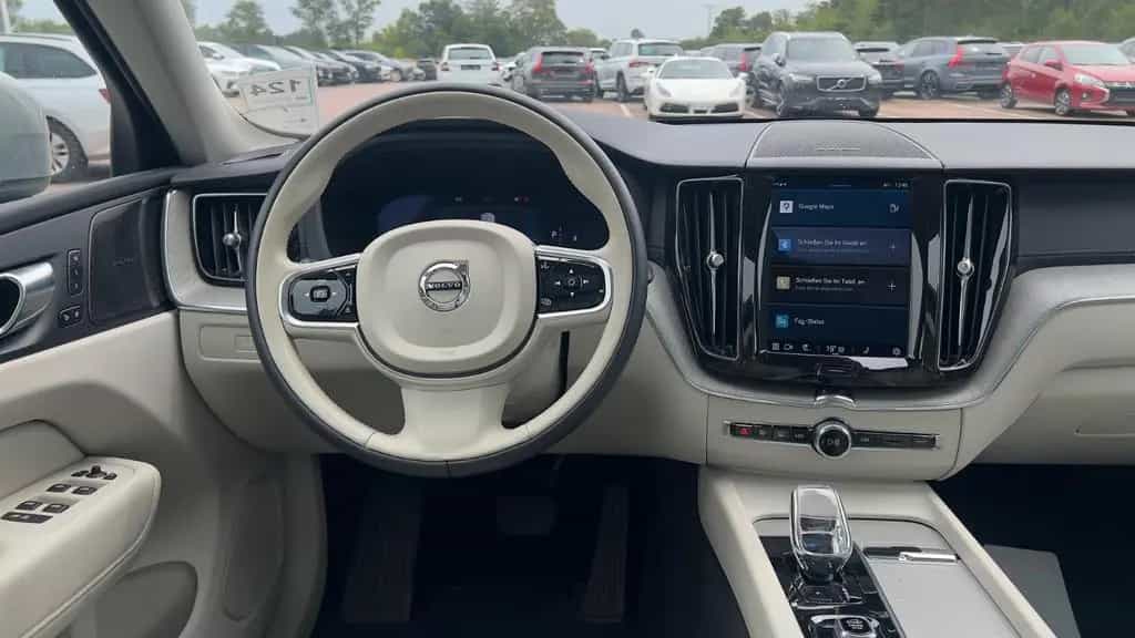 Volvo XC60 B5 D Ultimate Bright AWD*AHK*STHZG*Massage* 12/2022-photo-24