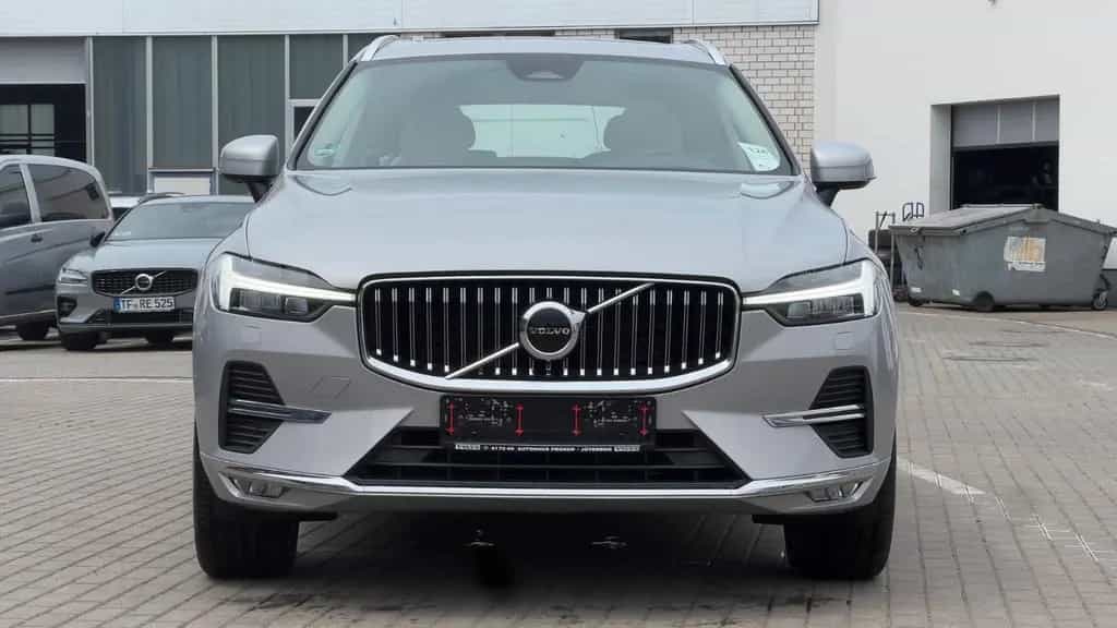 Volvo XC60 B5 D Ultimate Bright AWD*AHK*STHZG*Massage* 12/2022-photo-8