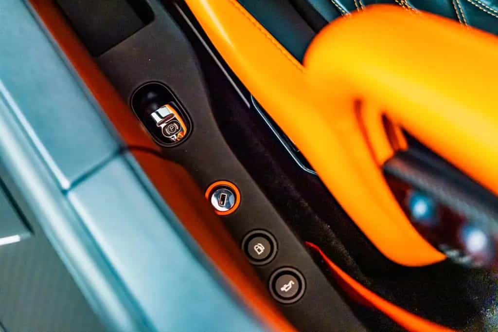 Bugatti Veyron Grand Sport Vitesse WRE ''1 of 8'' 06/2013-photo-10
