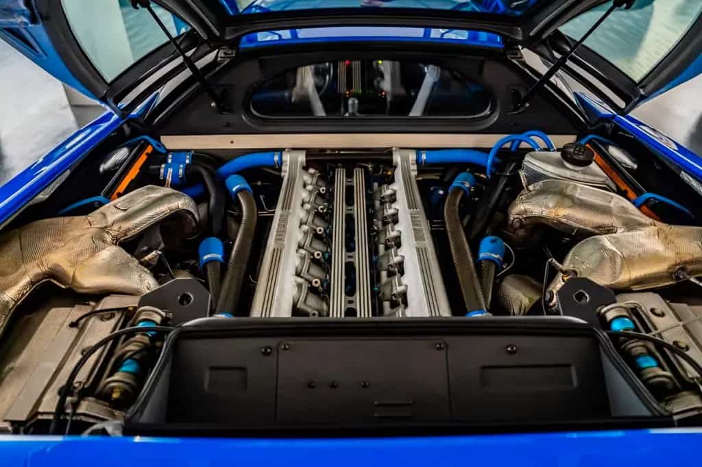 Bugatti EB 110 GT NEW CAR 06/1994-photo-25