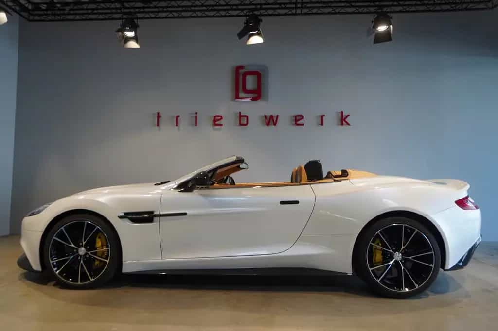 Aston Martin Vanquish 6.0 V12 Volante -BRD-U-frei-Frost White 04/2014-photo-12