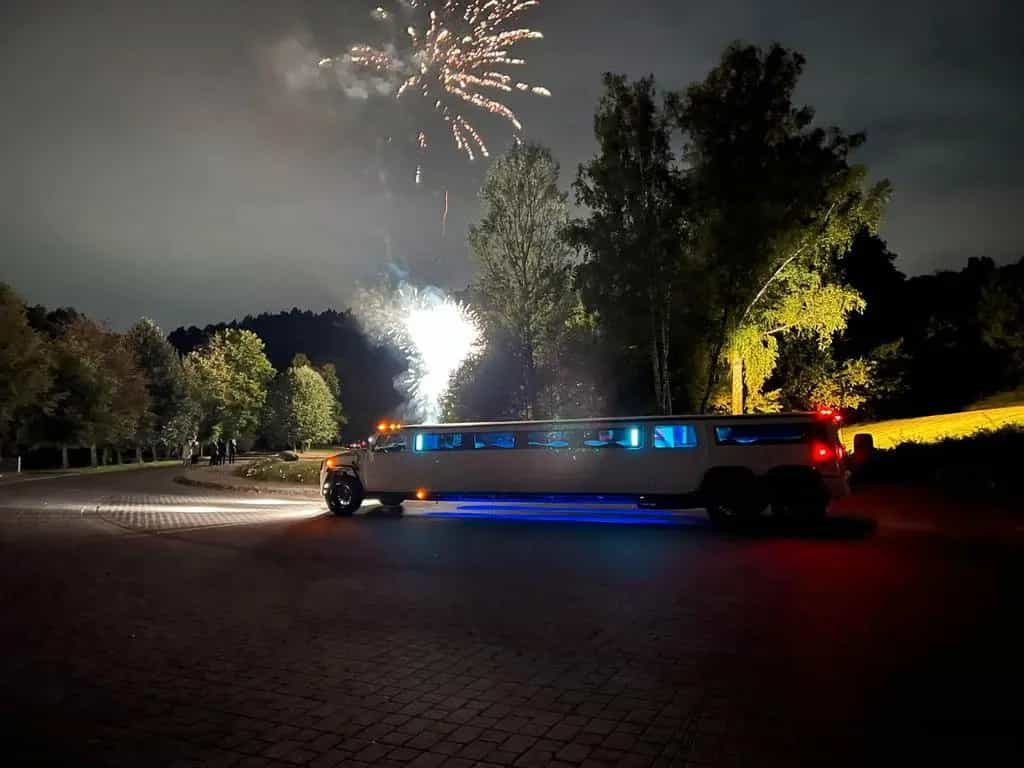 Hummer H2 6.2 V8 stretch limo 05/2006-photo-4