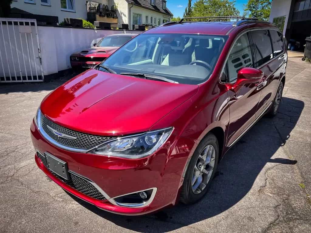 Chrysler Pacifica 3.6 V6 Touring L *7 SITZER*ACC*360 GRAD 07/2020-photo-1
