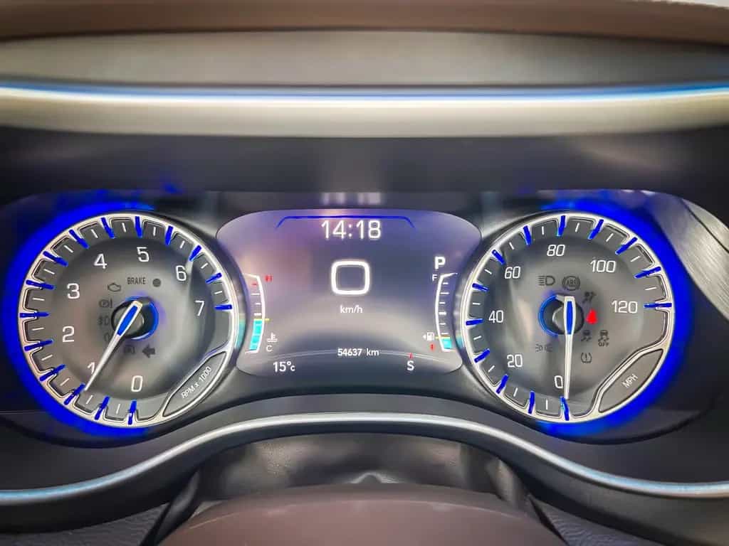 Chrysler Pacifica 3.6 V6 Touring L *7 SITZER*ACC*360 GRAD 07/2020-photo-16