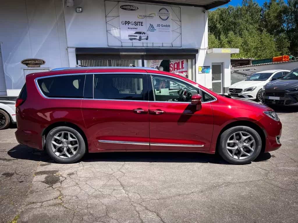 Chrysler Pacifica 3.6 V6 Touring L *7 SITZER*ACC*360 GRAD 07/2020-photo-4