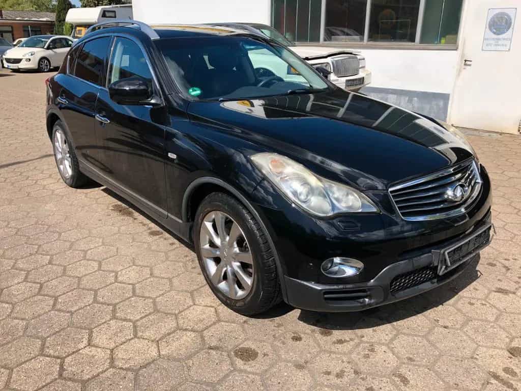 Infiniti EX30 30d V6 GT Premium AWD GT Premium 05/2010-photo-1