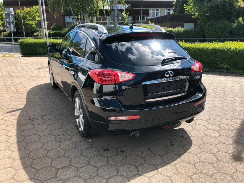 Infiniti EX30 30d V6 GT Premium AWD GT Premium 05/2010-photo-4