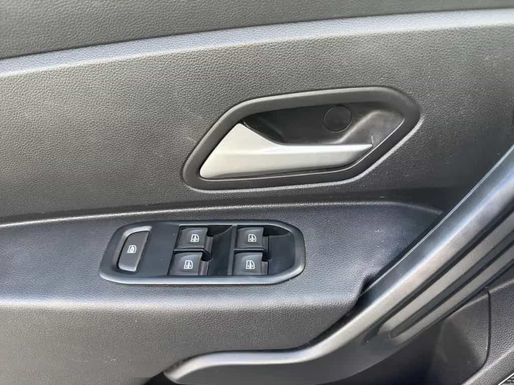 Dacia Duster 1.5 BLUE Expression LED*Alu*Carplay*PDC 01/2023-photo-8