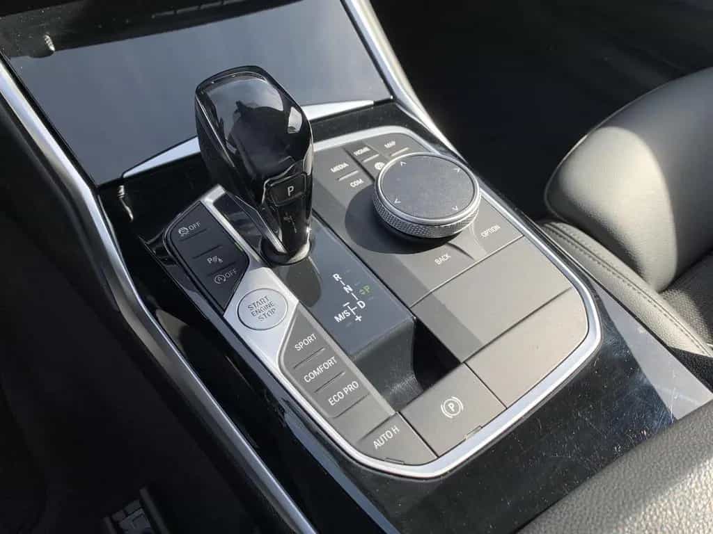 BMW 3 Series 330i Touring Sport Line ACC+HIFI+Live Cockpit 07/2021-photo-14