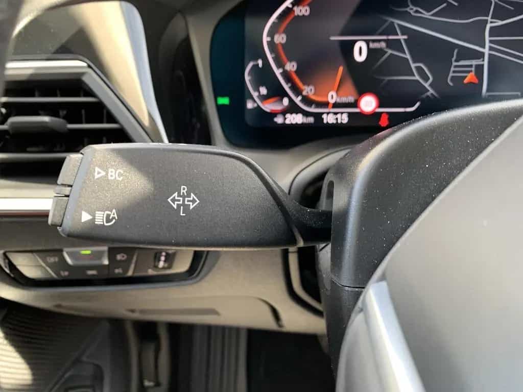 BMW 3 Series 330i Touring Sport Line ACC+HIFI+Live Cockpit 07/2021-photo-20