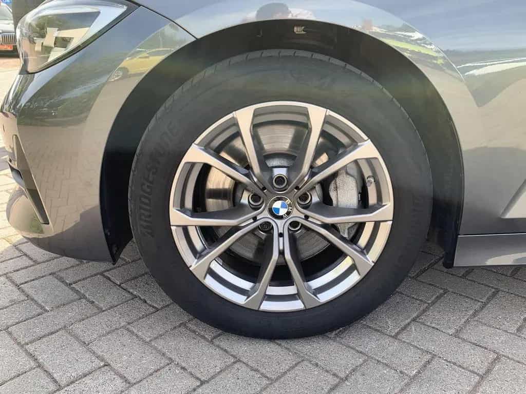 BMW 3 Series 330i Touring Sport Line ACC+HIFI+Live Cockpit 07/2021-photo-25