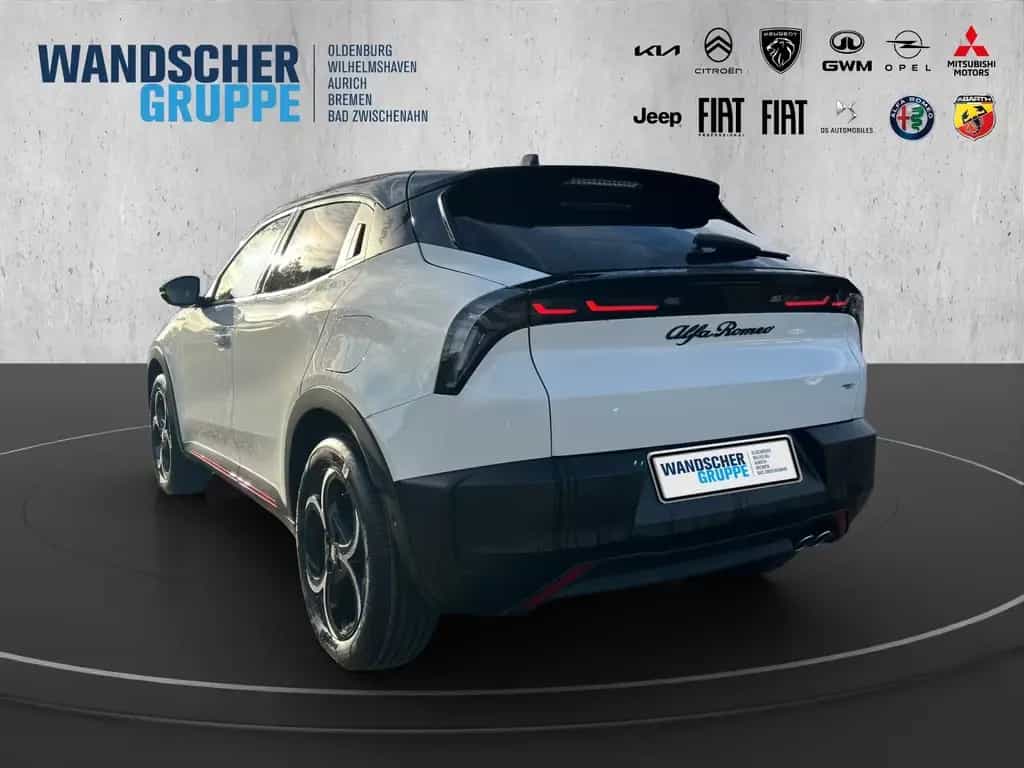 Alfa Romeo Junior Ibrida SPECIALE 1.2 100KW ''LED''MASSAGE' 10/2024-photo-4