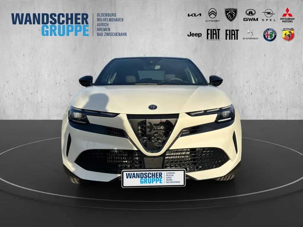 Alfa Romeo Junior Ibrida SPECIALE 1.2 100KW ''LED''MASSAGE' 10/2024-photo-9