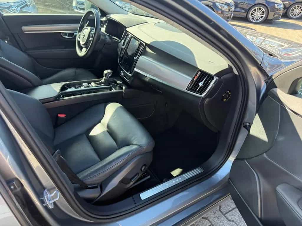 Volvo S90 Lim. Momentum 06/2019-photo-14