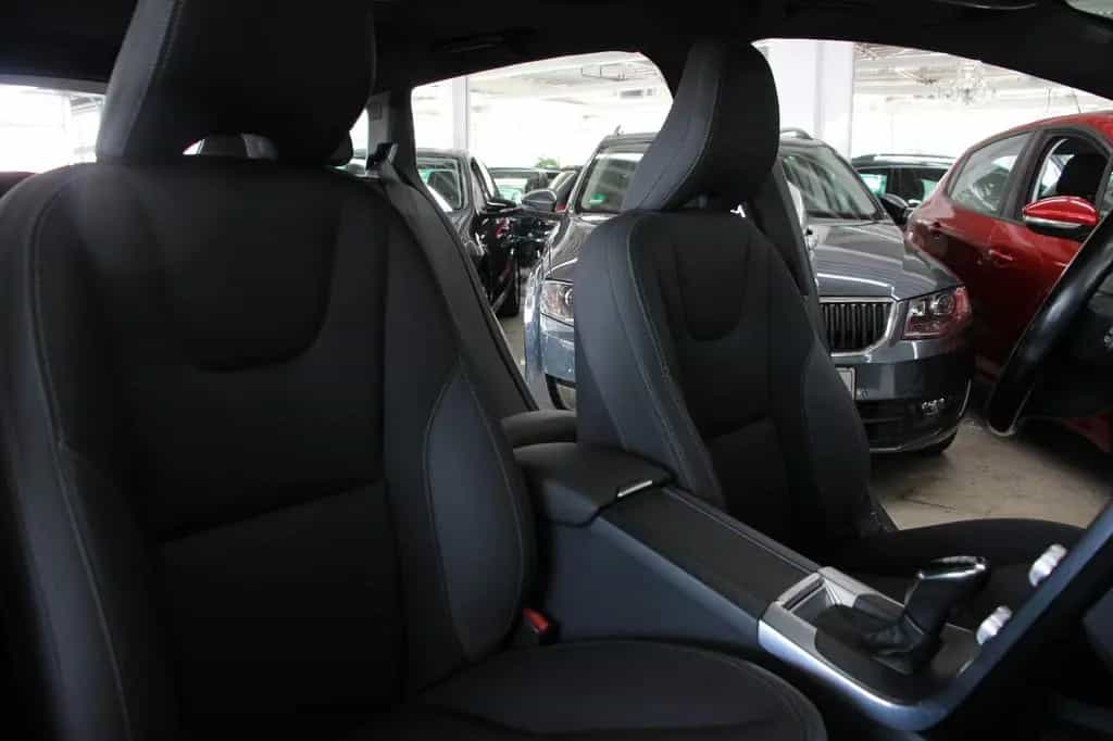 Volvo V60 Kombi Business Edition 03/2015-photo-12