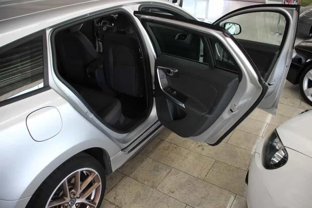 Volvo V60 Kombi Business Edition 03/2015-photo-15