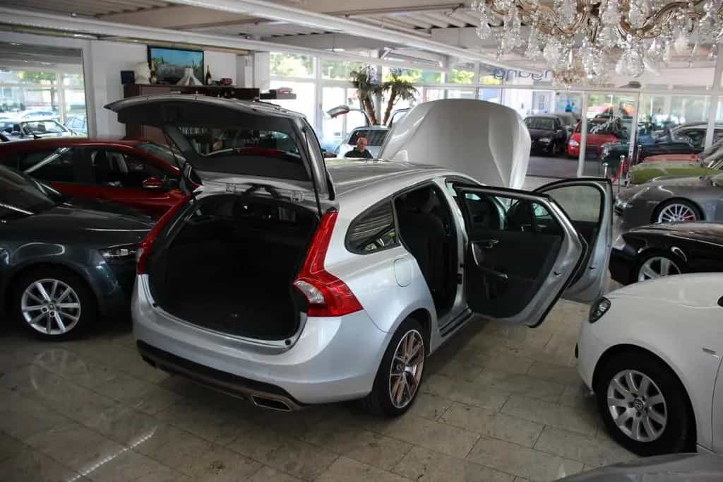 Volvo V60 Kombi Business Edition 03/2015-photo-16