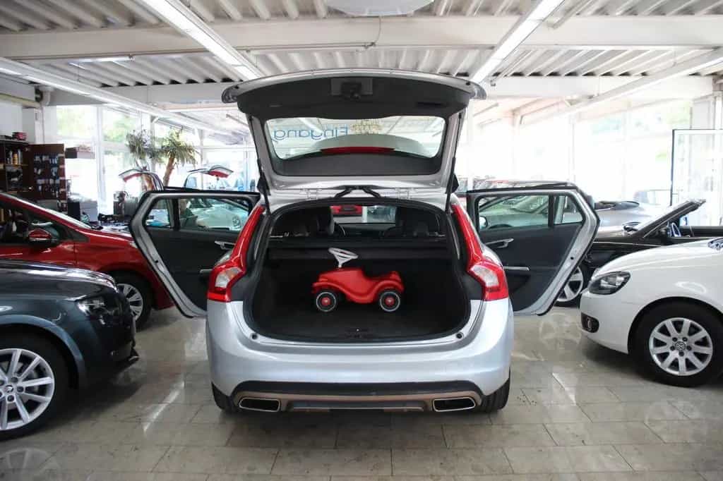 Volvo V60 Kombi Business Edition 03/2015-photo-17