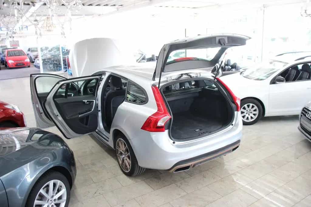 Volvo V60 Kombi Business Edition 03/2015-photo-19