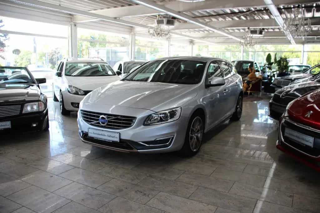 Volvo V60 Kombi Business Edition 03/2015-photo-3