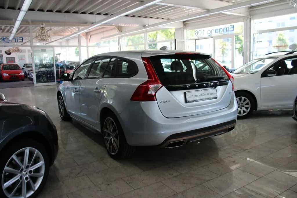 Volvo V60 Kombi Business Edition 03/2015-photo-4